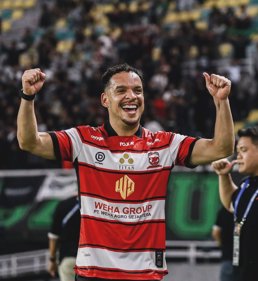 O menino de 50 milhões: agora ídolo na Ásia, Lulinha diz por que recusou United por amor ao Corinthians