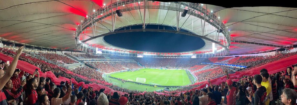 Torcida do Flamengo lota o Maracanã contra o Internacional, pela Libertadores — Foto: Guilherme Maniaudet
