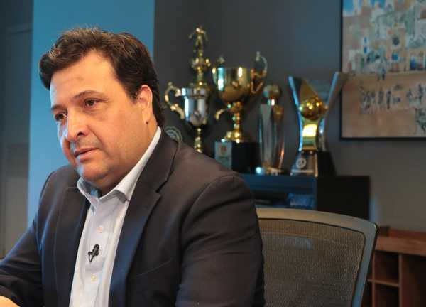 GRÊMIO DEFINE NOVO COMANDANTE! Técnico com título argentino já tem pré-contrato assinado!