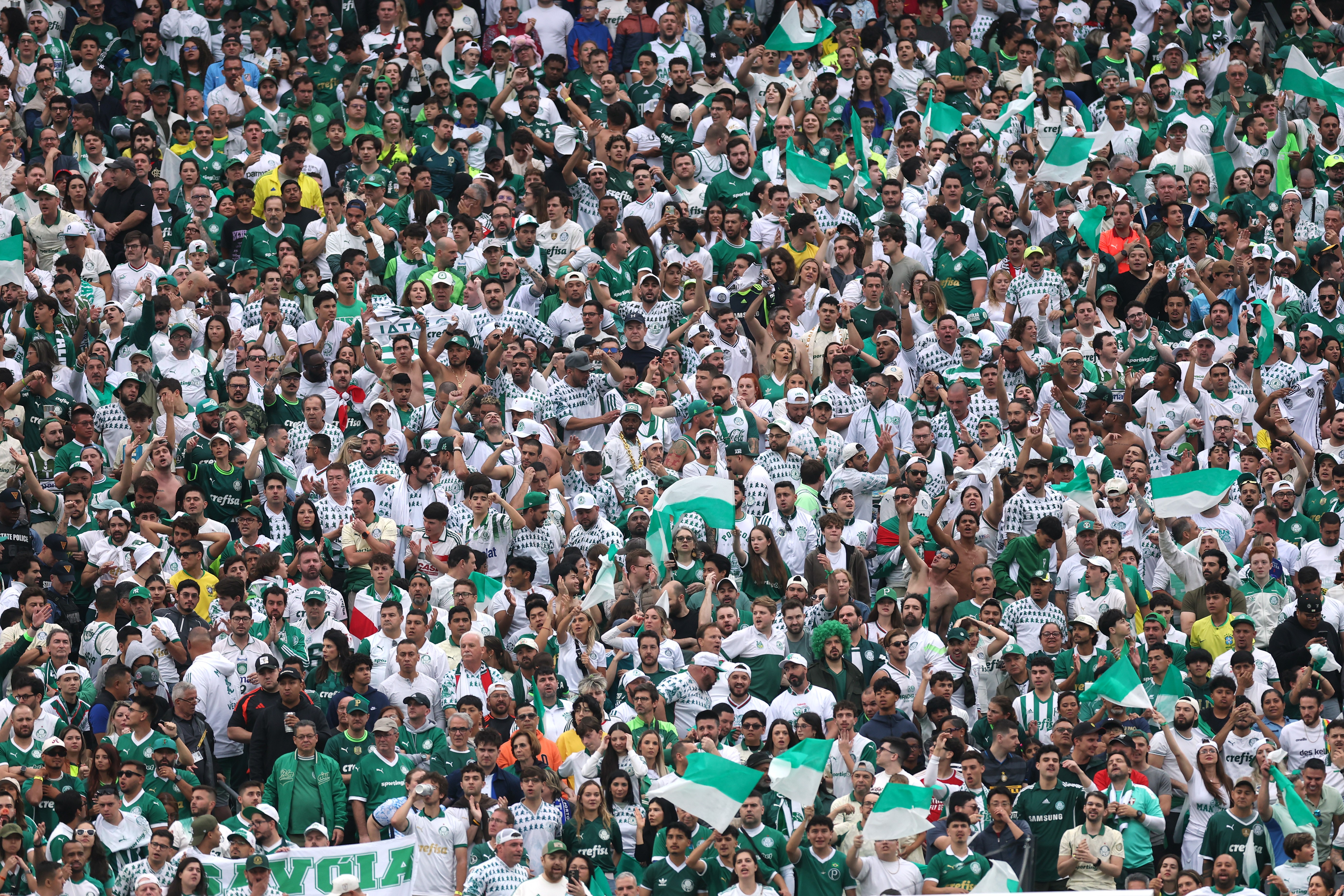 LIDERANDO AS MÉDIAS: Palmeiras lidera média de público entre brasileiros no Mundial de Clubes.