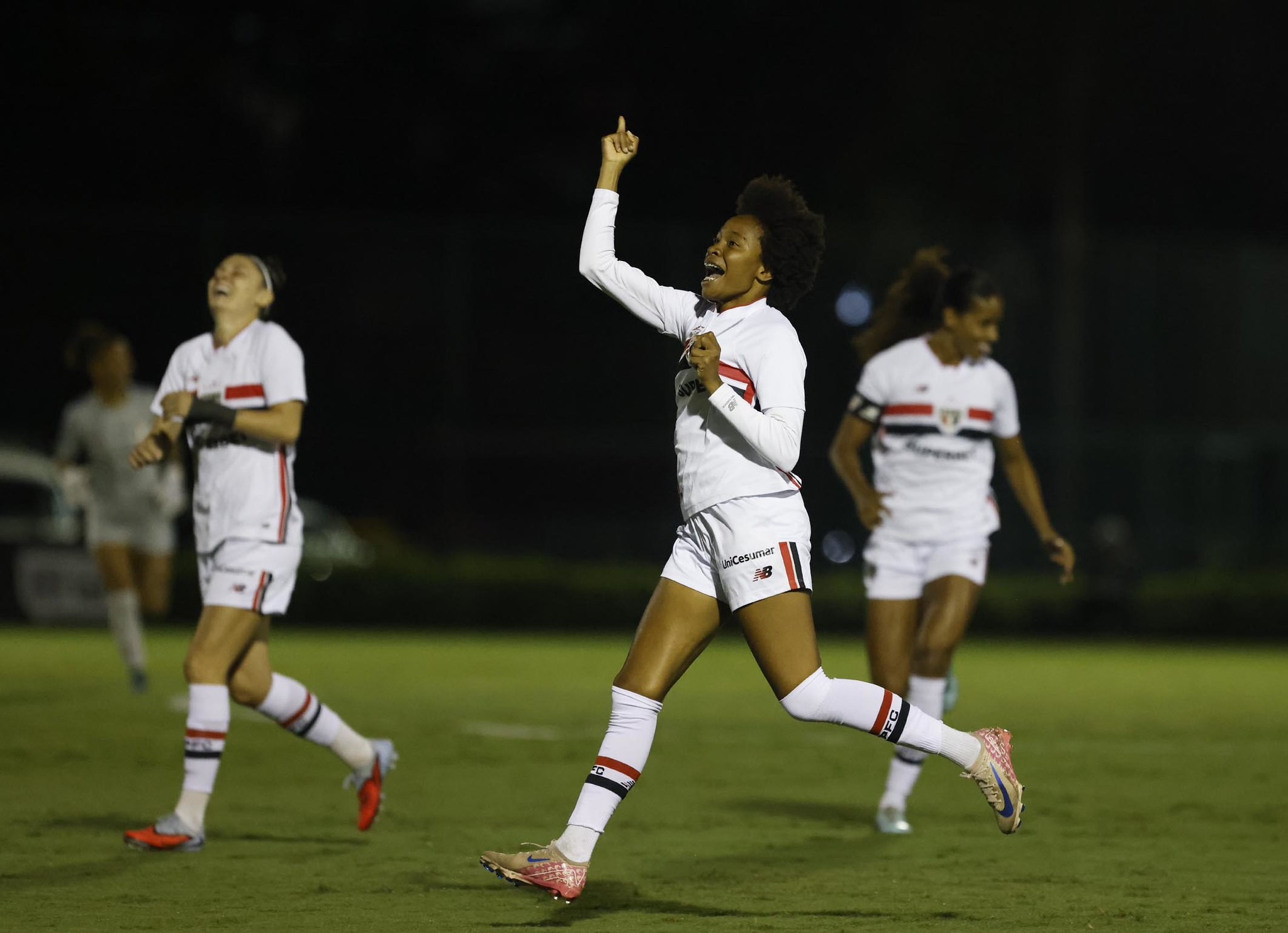 No topo das estatísticas, Corinthians e São Paulo decidem Brasileiro Feminino