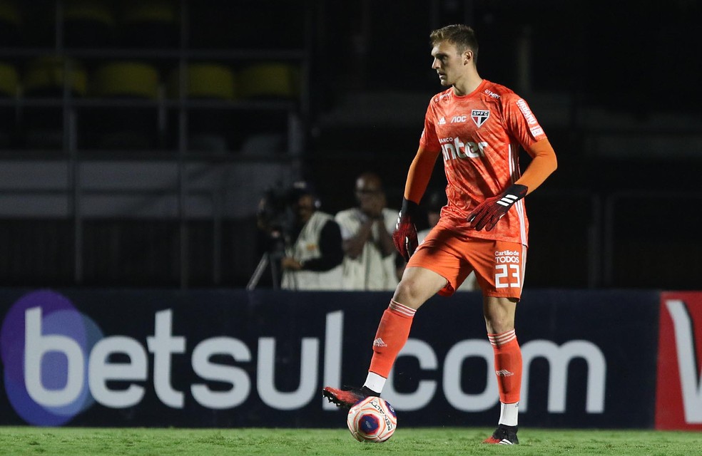 Lucas Perri São Paulo x Santos — Foto: Rubens Chiri/saopaulofc.net