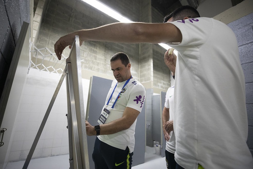 Vinte mil pessoas em Itaquera para ver as Brabas do Corinthians! O país do  futebol de mulheres e de homens, blog do pvc