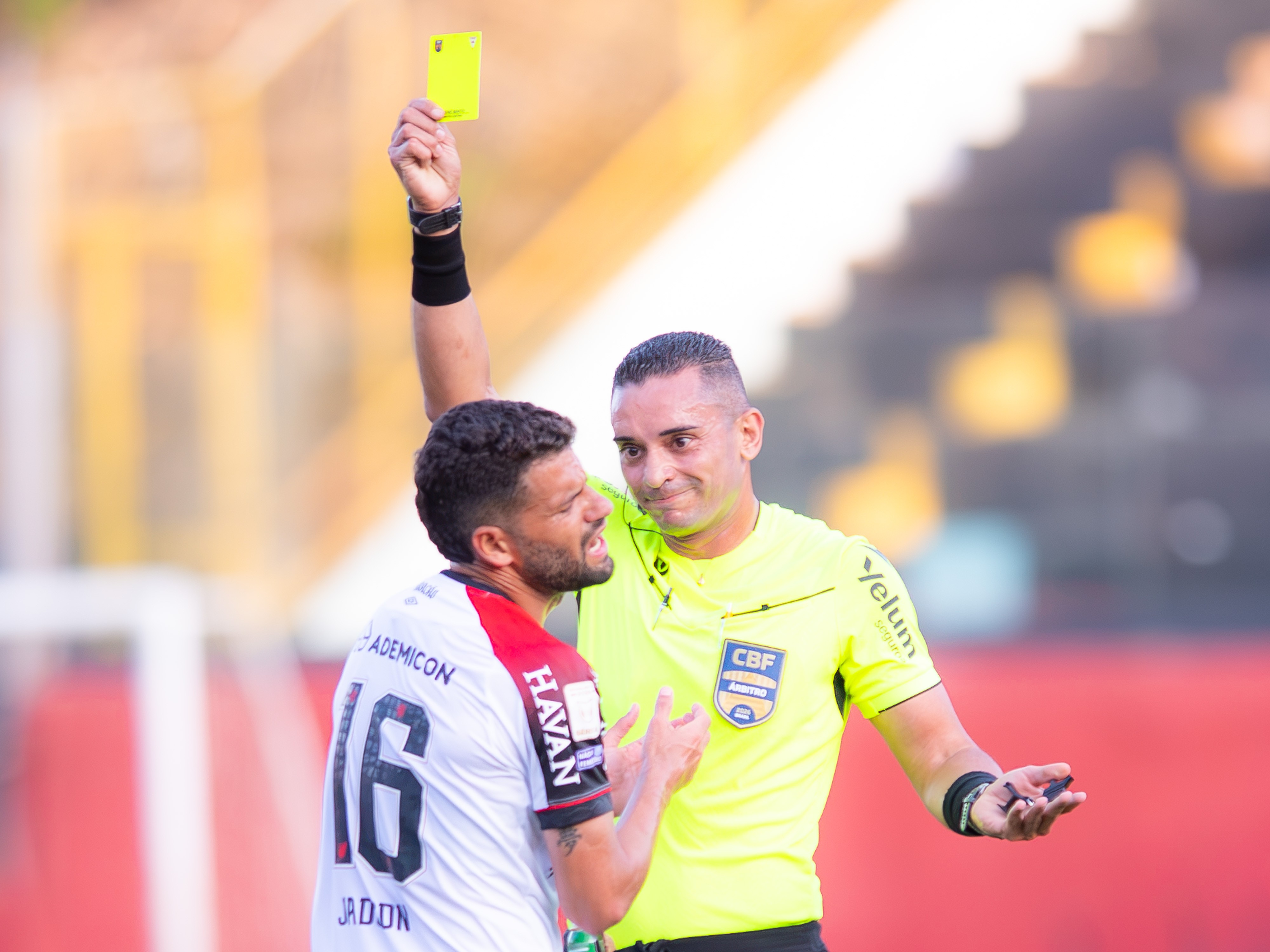 Athletico tem desfalque no meio e expectativa de retornos contra o Grêmio; veja situação