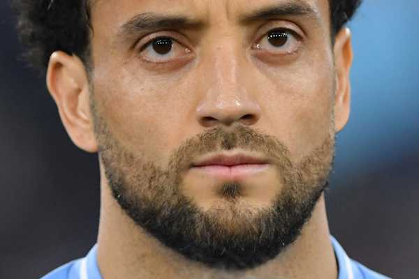 Felipe Anderson desembarca no Brasil para ajuste de pré-apresentação no Palmeiras
