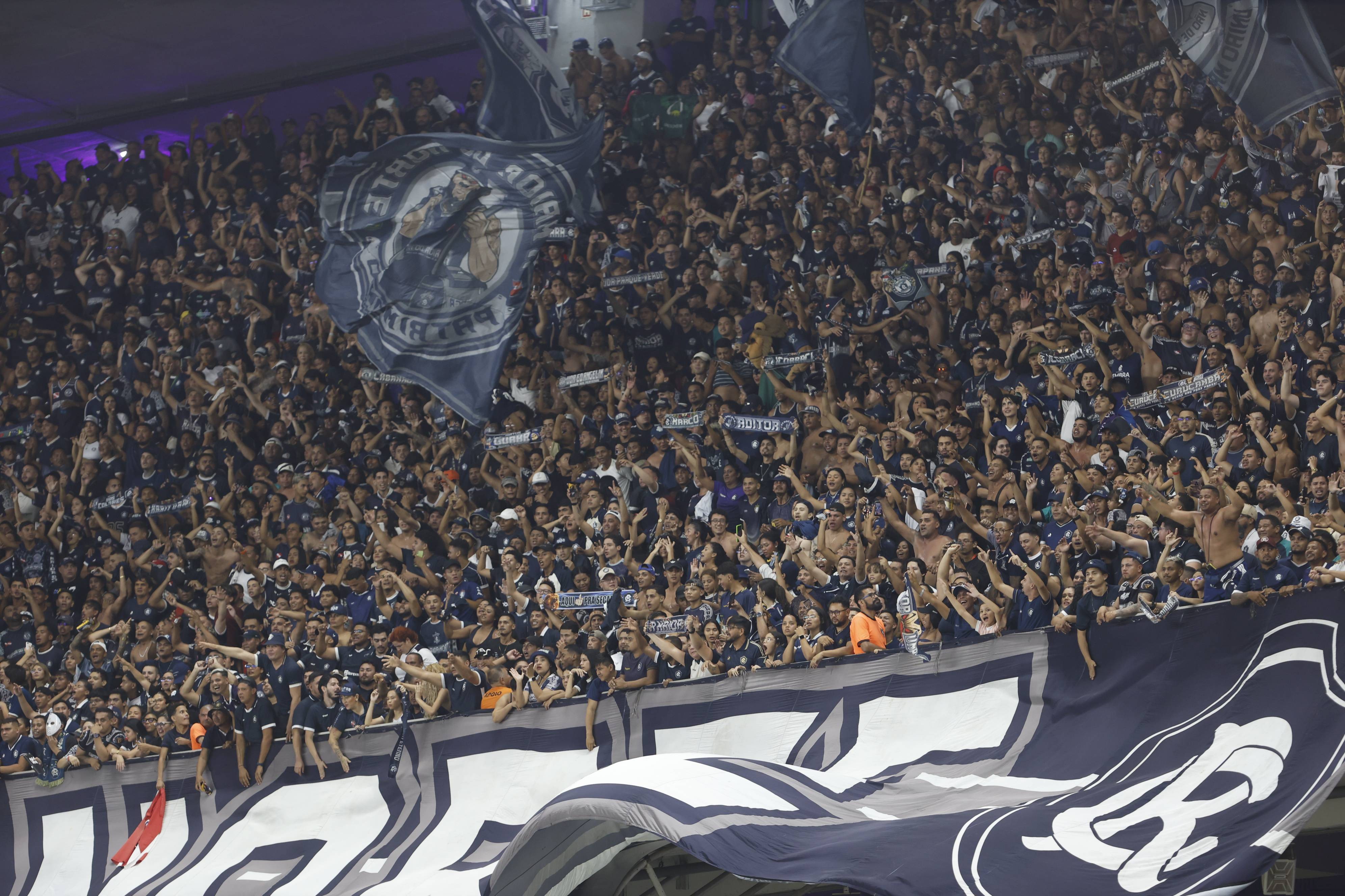Remo inicia venda de ingressos para jogo contra o Grêmio no Mangueirão; confira