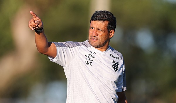 Wesley se machucou no começo da caminhada, mas voltou a tempo para marcar  seu nome na história do Palmeiras