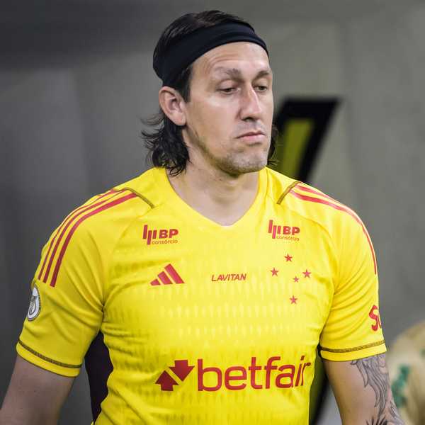 Importância da Libertadores no Cruzeiro para 2025: Cássio ressalta pressão e expectativas