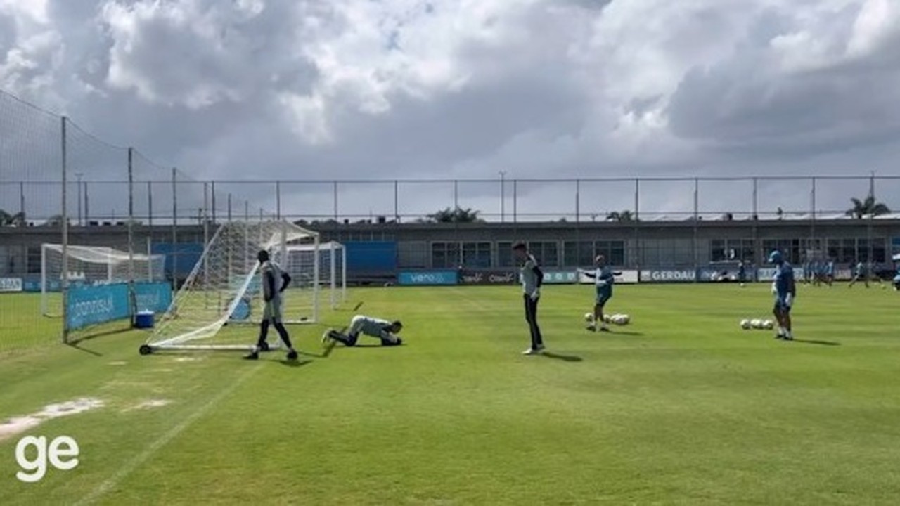 Grêmio fecha treino antes de viagem para Pelotas