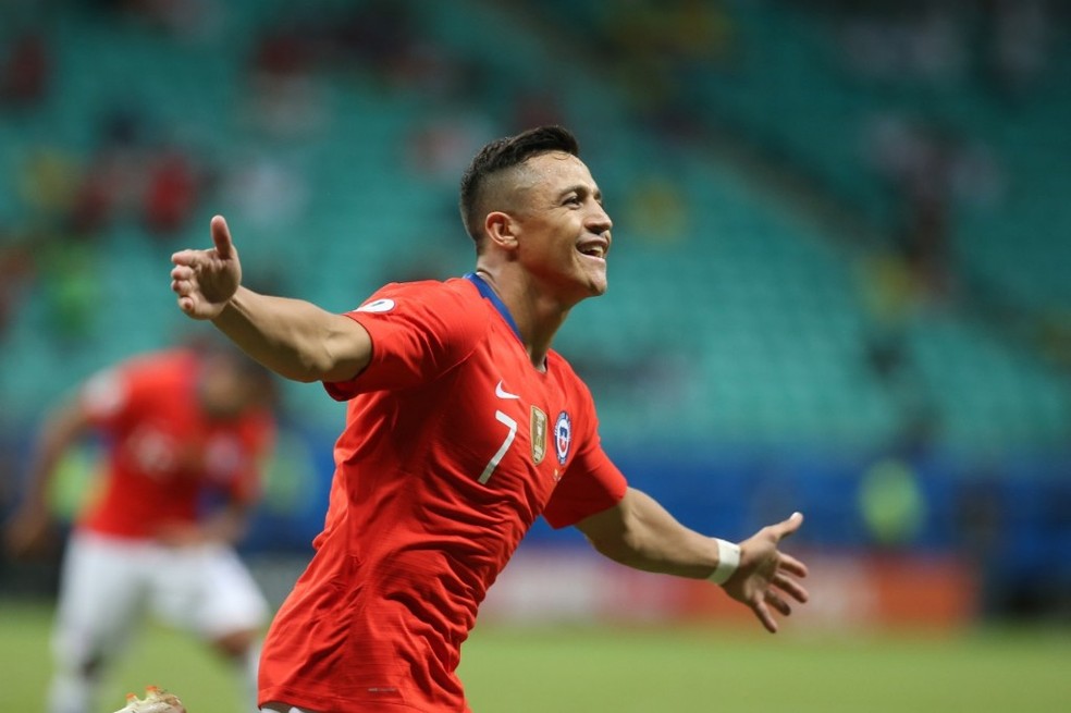 Alexis Sánchez já é o melhor marcador da história da Seleção do Chile