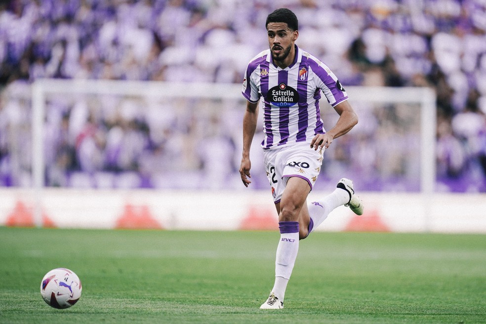 Lucas Oliveira em ação pelo Valladolid emprestado pelo Cruzeiro — Foto: Divulgação/Valladolid