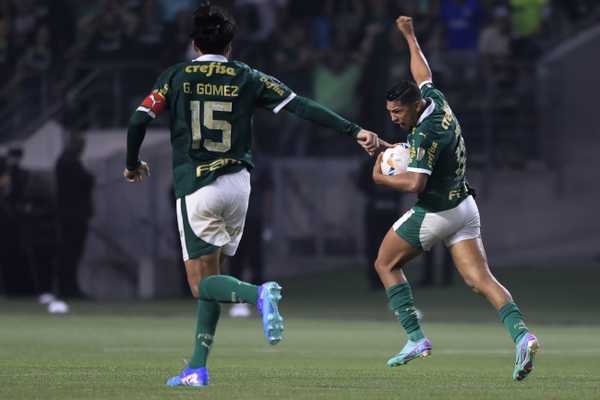 Palmeiras tem chance de triunfar no Brasileirão com jogos restantes neste ano.