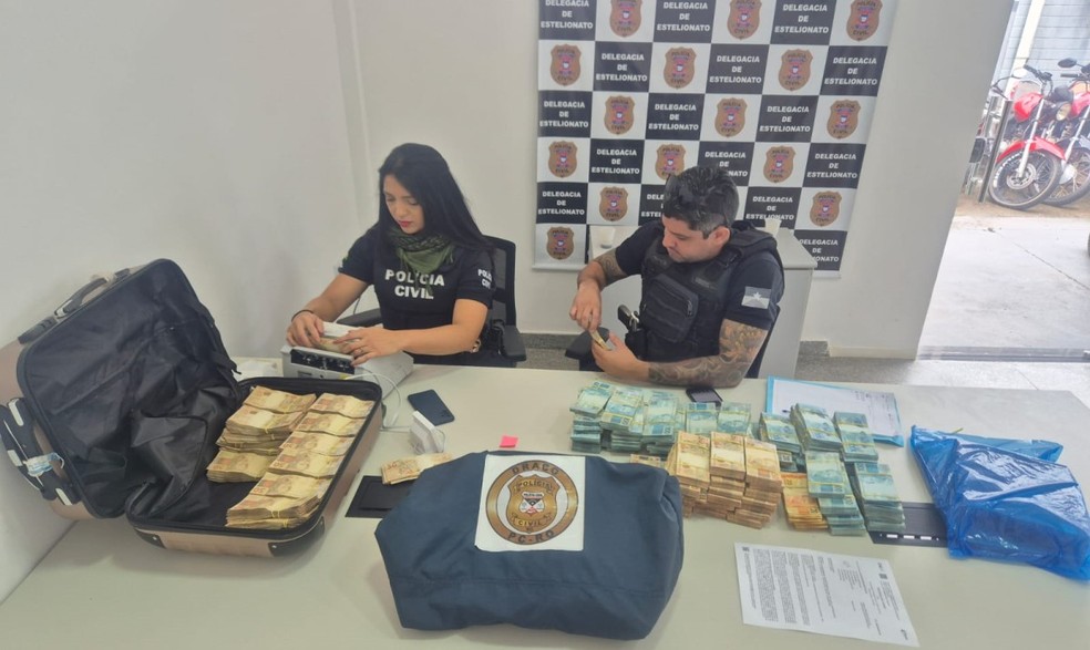 Apreens&atilde;o de dinheiro vivo na "Opera&ccedil;&atilde;o Falso 9" em Cuiab&aacute; &mdash; Foto: Divulga&ccedil;&atilde;o PJC
