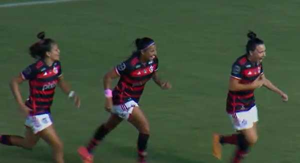 Flamengo é octacampeão do Carioca feminino ao vencer o Fluminense com golaço de Jucinara.