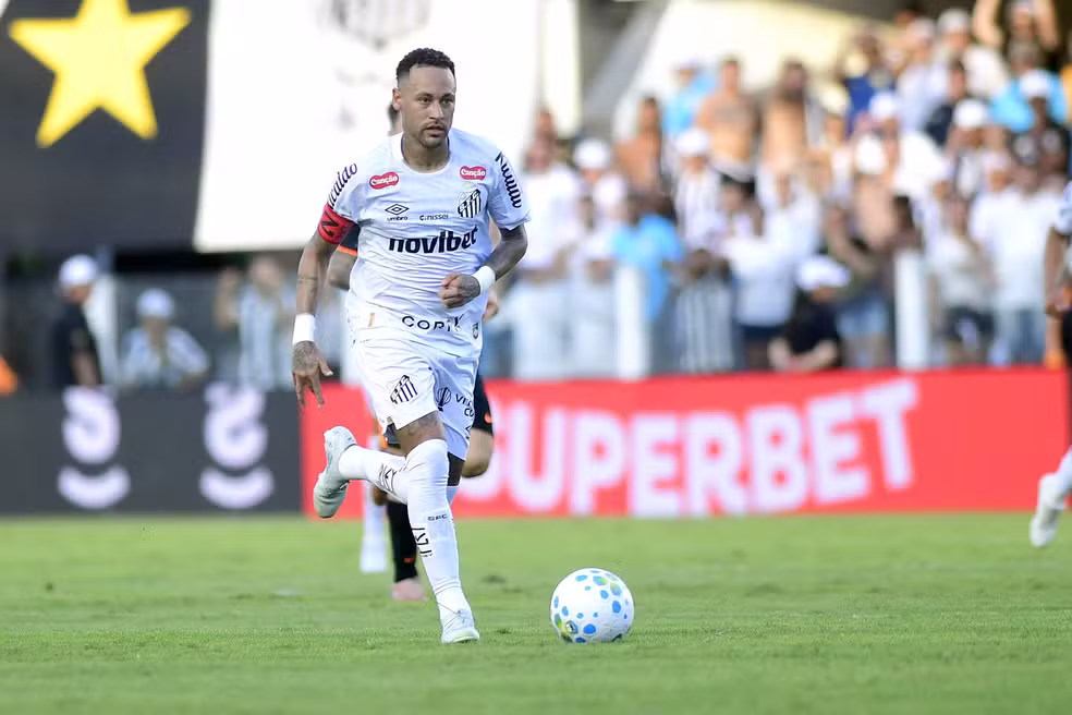 Neymar em Santos x Corinthians — Foto: Marcos Ribolli
