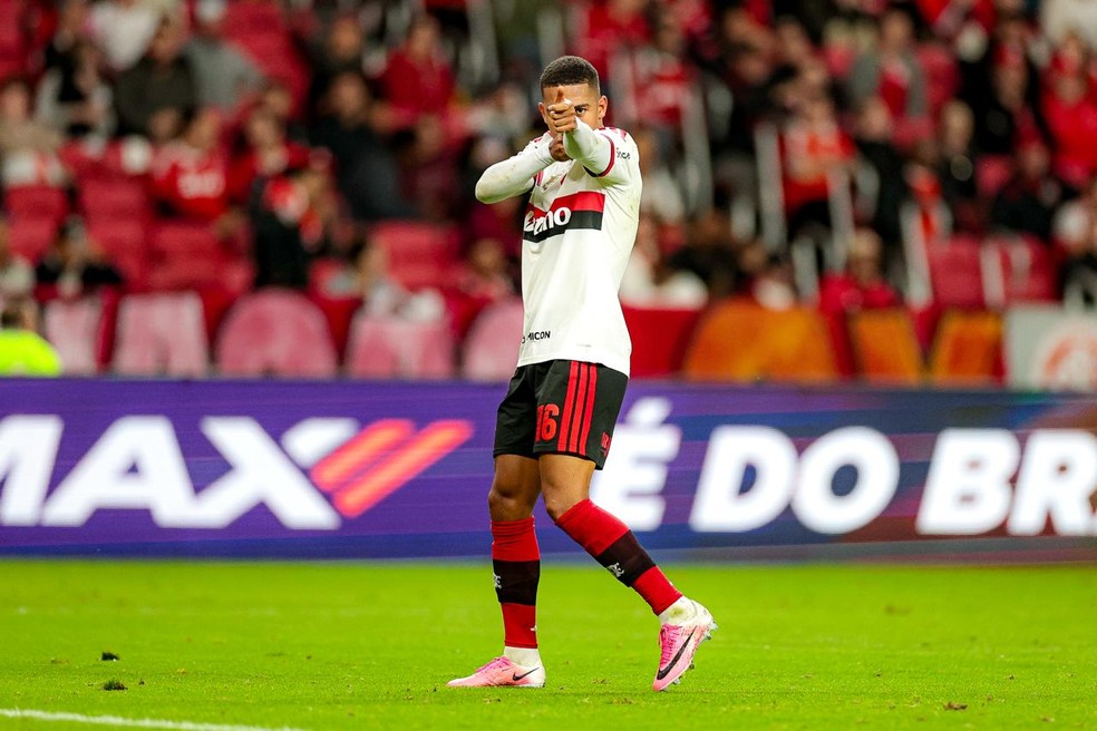Samuel Lino j� fez sete gols em 2026 � Foto: Gilvan de Souza / Flamengo