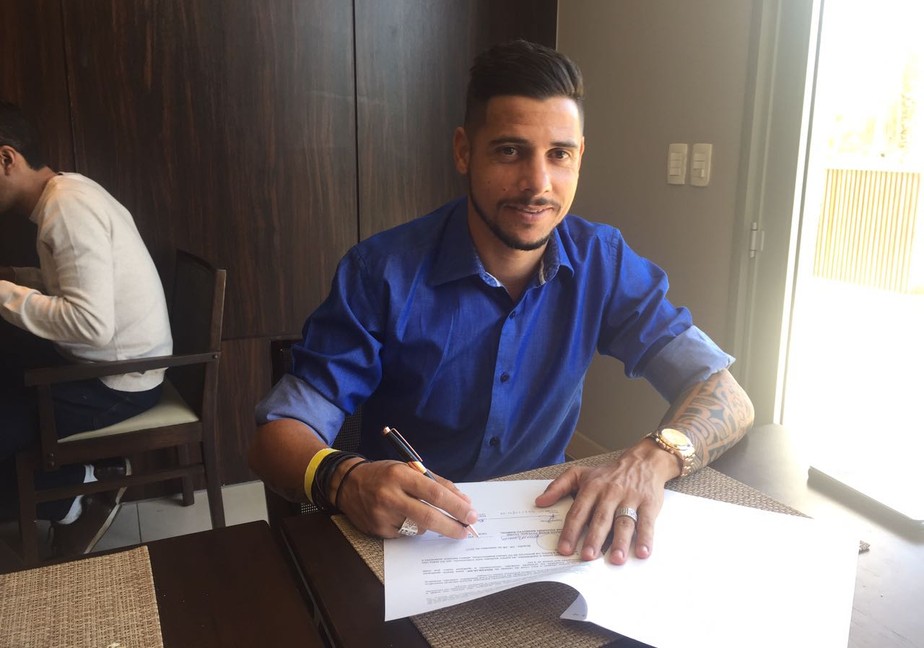 QUAL SUA OPINIÃO? Ídolo do São Paulo dá opinião forte após a vitória tricolor; Confira