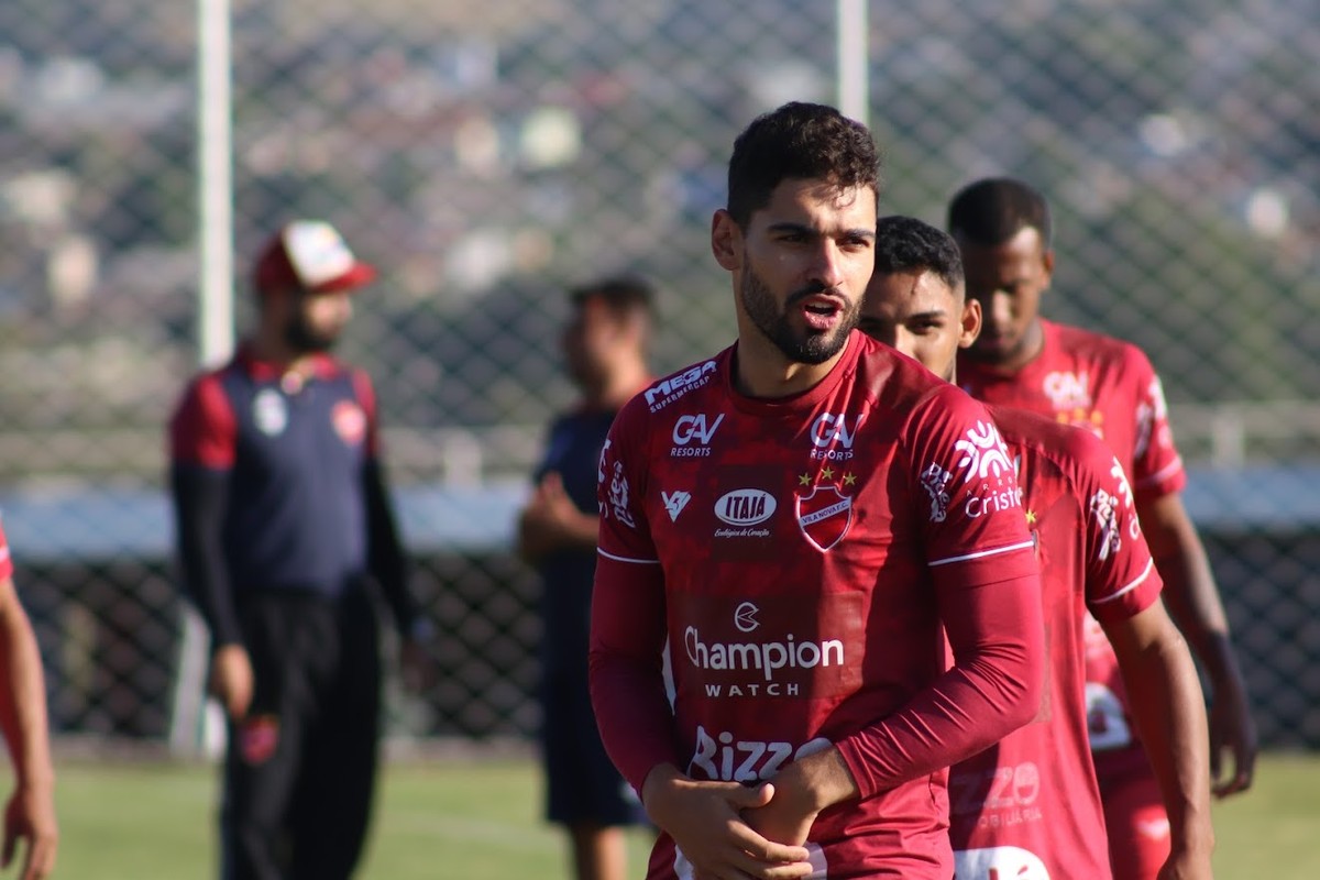Alisson Cassiano celebra volta ao time titular do Vila Nova e mira ...
