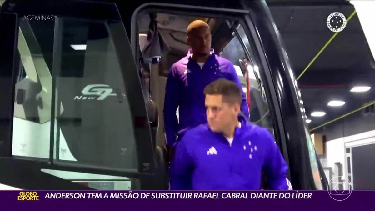 Cruzeiro fecha terceiro ciclo de contratações do ano e supera 50 reforços com a SAF de Ronaldo