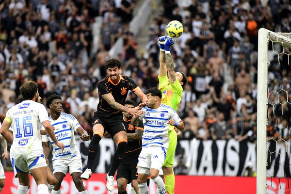 Melhor no confronto, Corinthians vive noite de recuperação pela