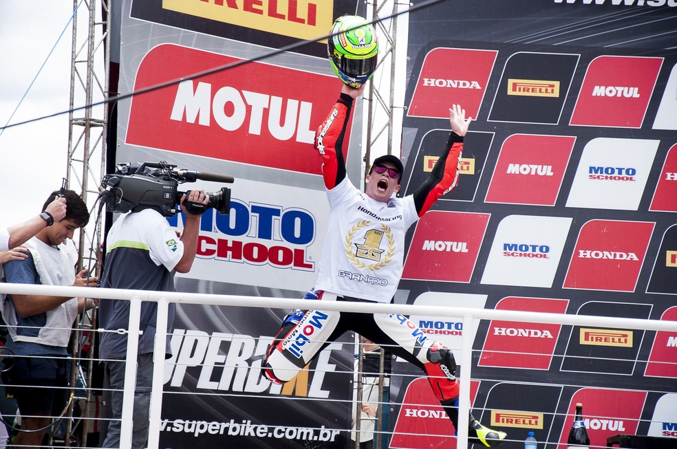 Apesar de problemas na moto, Danilo Lewis fatura dois títulos de  motovelocidade