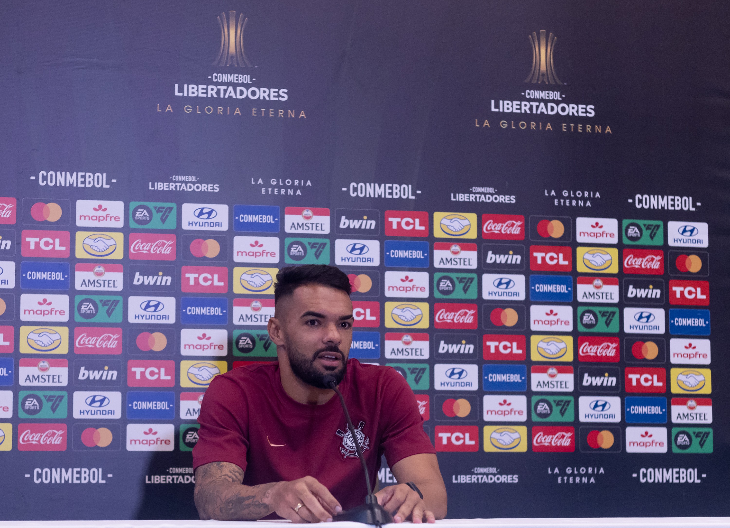 Raniele Almeja Classificação Antecipada na Libertadores e Promete Corinthians em Alta Performance