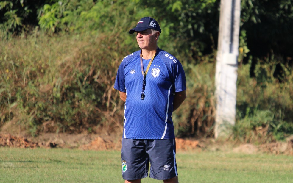 Carlos Rabello, técnico do Altos — Foto: Gil Costa