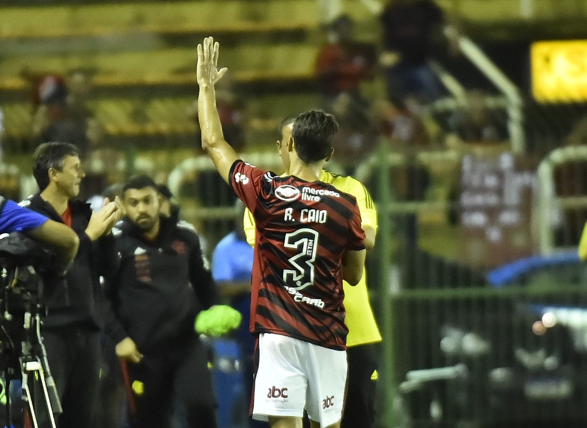 Recuperado, Rodrigo Caio volta a jogar pelo Flamengo: Me senti