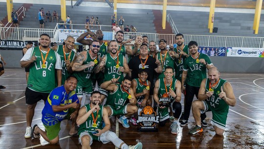 MV13-Libe é campeão do Torneio Josearle Brandãobarcelona futebol clubeBasquete