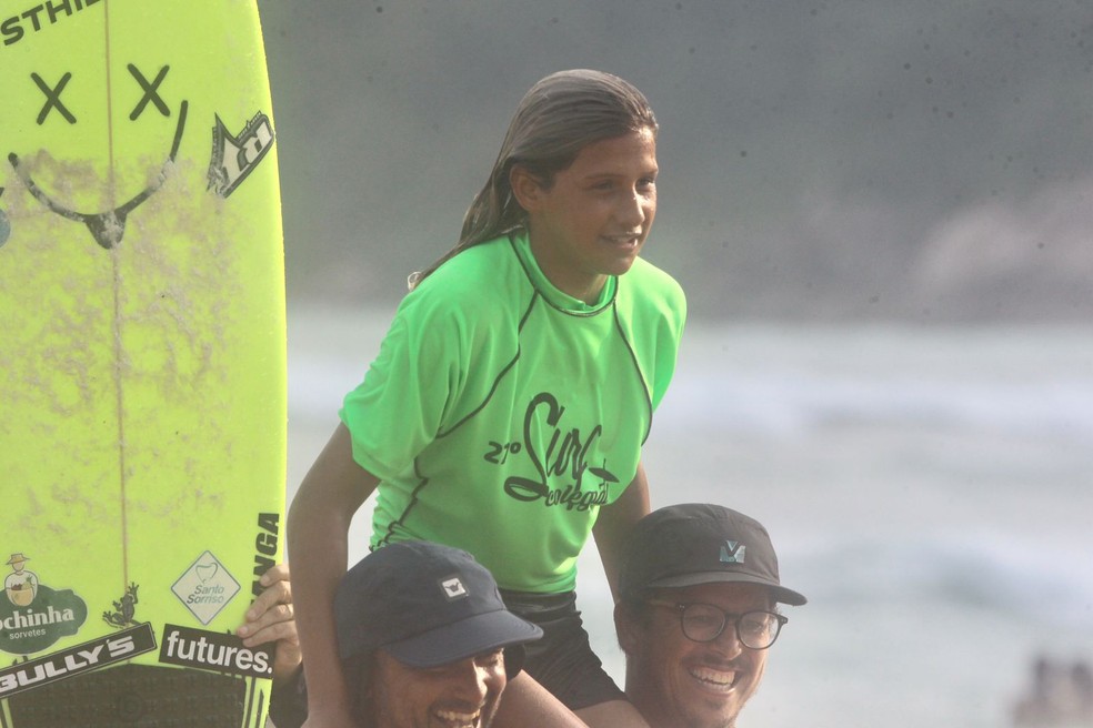 Atletas de Guarujá conquistam três medalhas no Festival Escola de