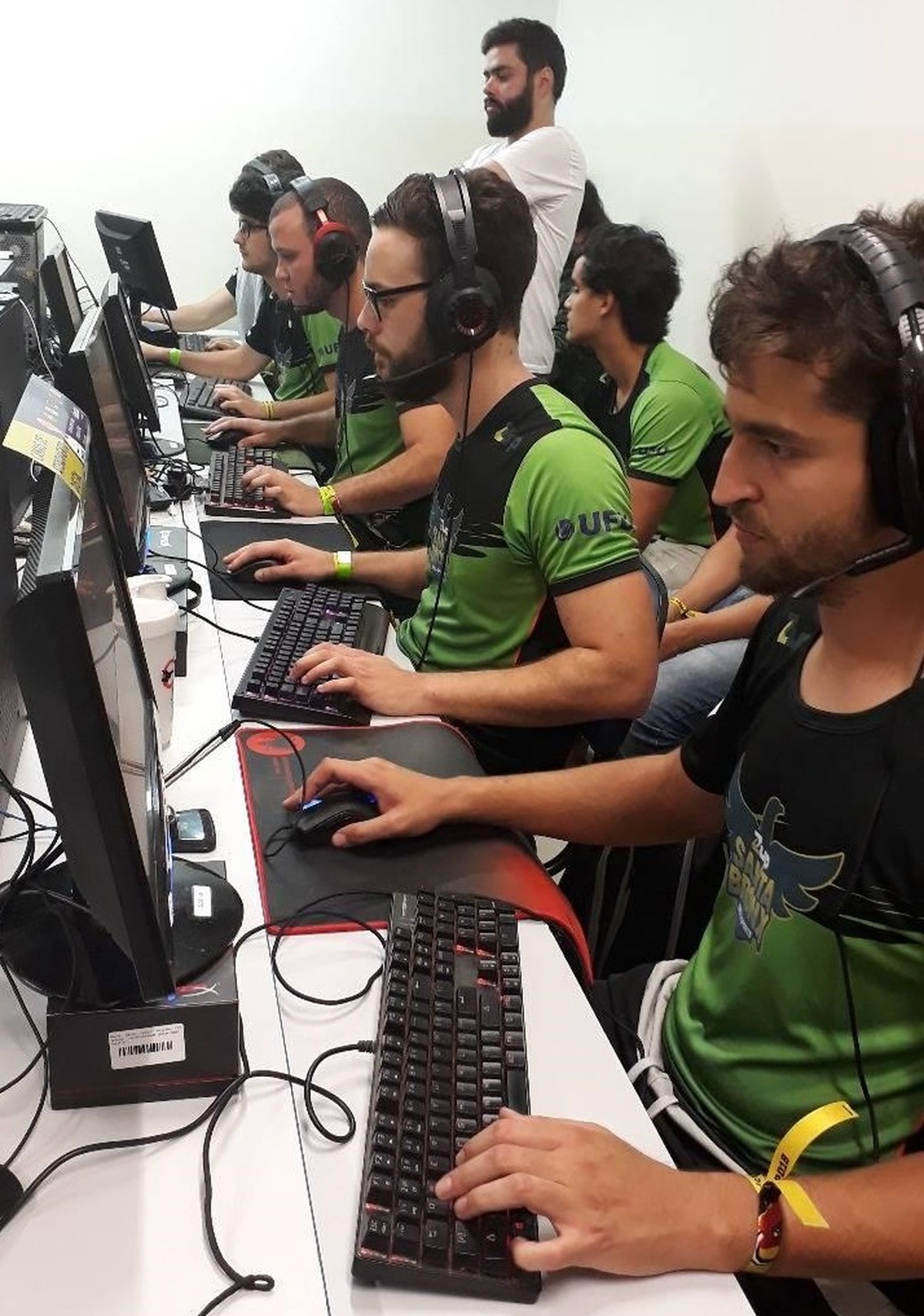 E-sports: o que é e as principais modalidades - Blog Desktop