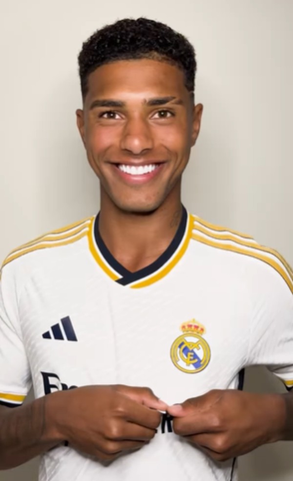 Oficial: Vinicius Tobias, ex-Internacional, é o novo jogador do Real Madrid