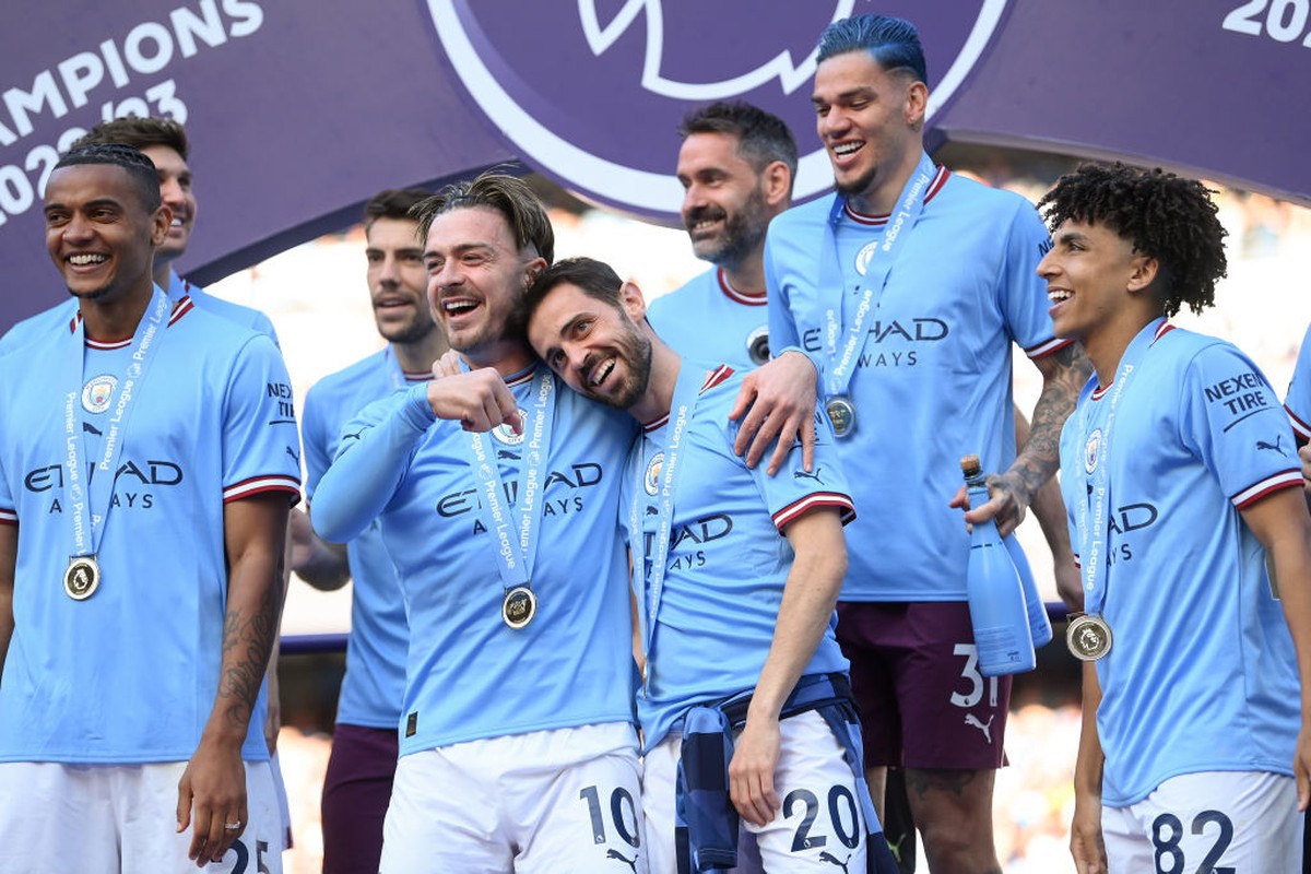 Em festa do Manchester City na Premier, Bernardo Silva visa Champions e  Copa da Inglaterra | futebol inglês | ge