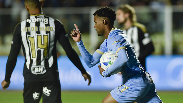 Dorny Romero comemora gol do Bolívar diante do Atlético-MG