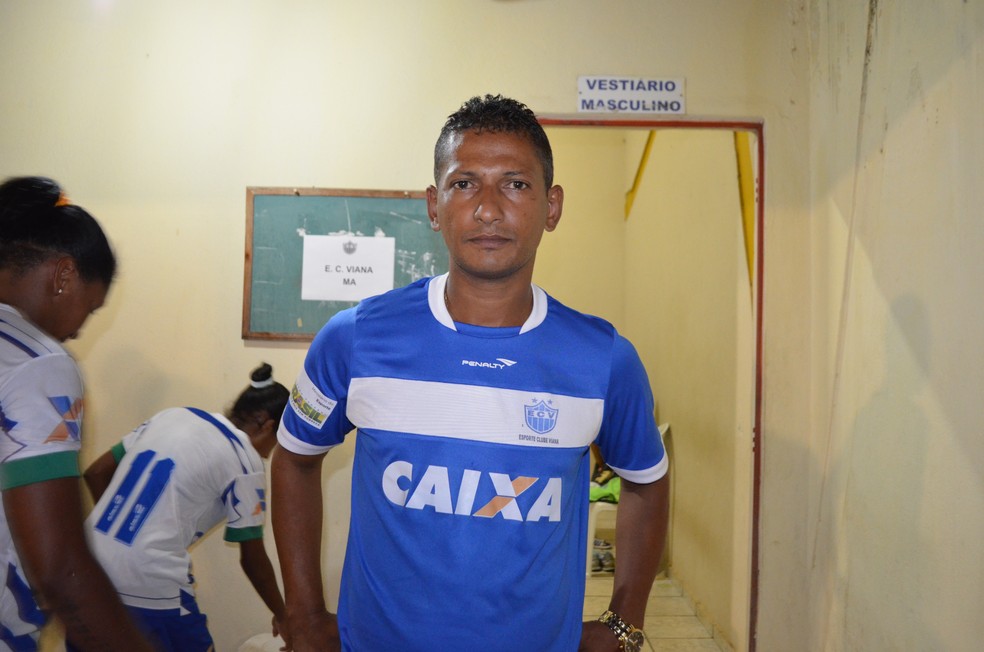 Marquinhos Fumê, técnico do Viana — Foto: Nailson Wapichana