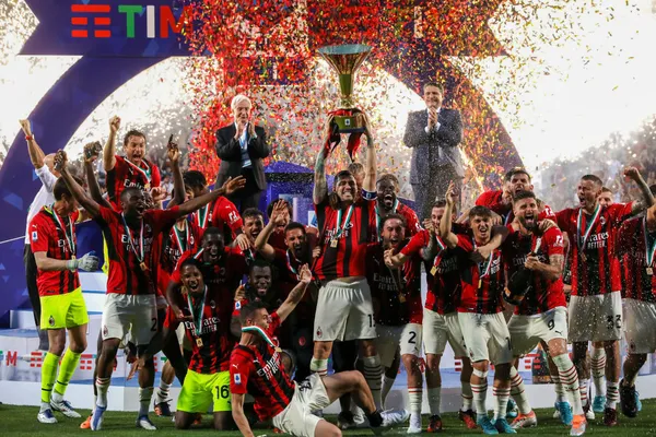 Onze anos depois, o Milan é campeão italiano: veja o peso de cada um dos 26  jogadores na conquista do scudetto