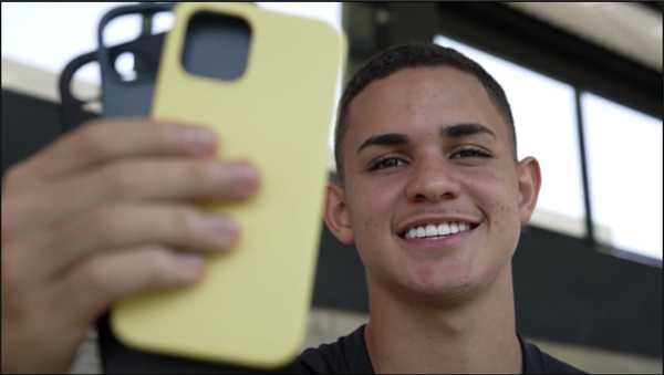 Capinha de celular: aliado essencial na chegada de promessa da base ao Corinthians