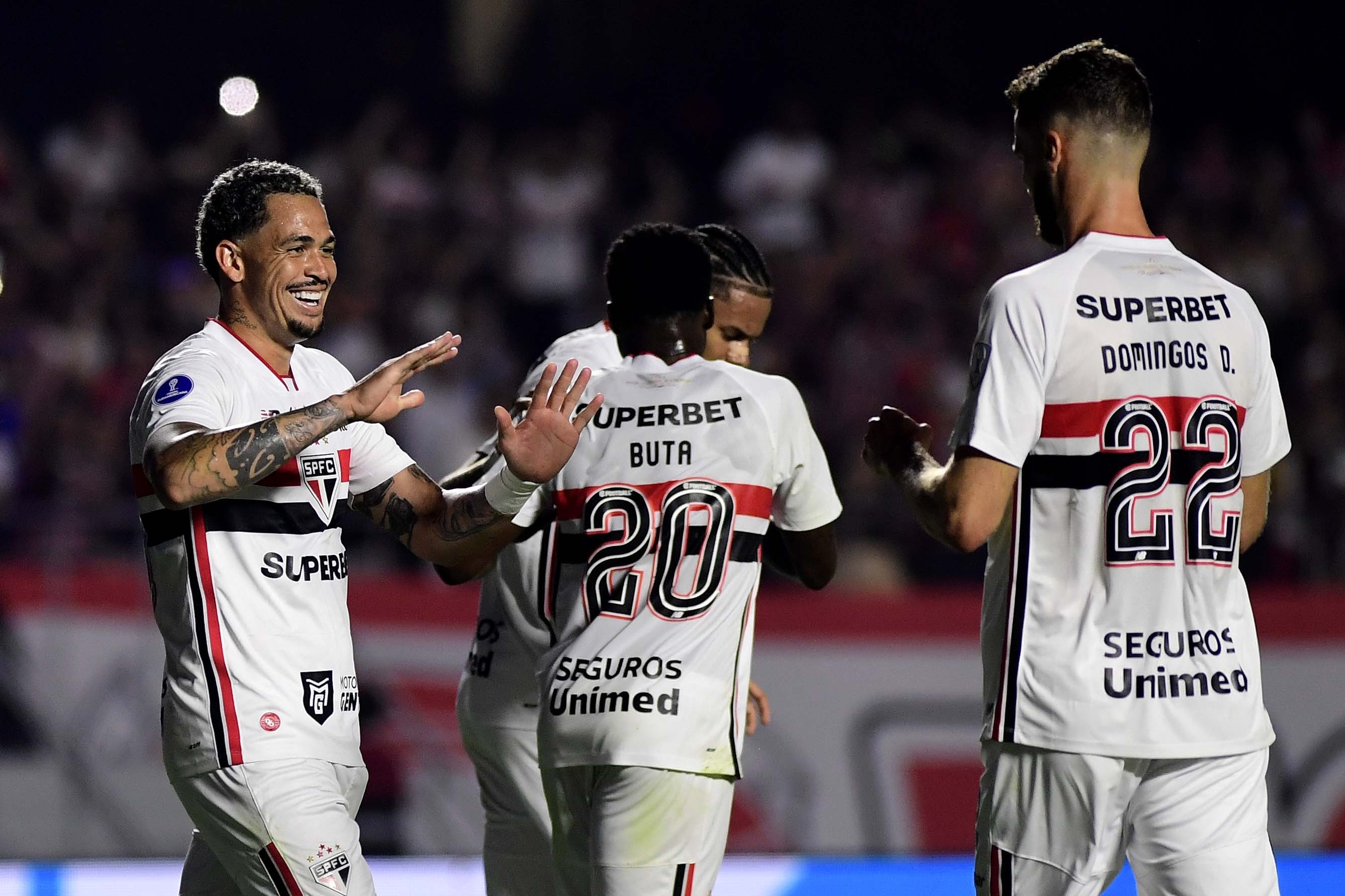 Atuações do São Paulo: Luciano, Calleri e Sabino decidem a classificação; dê suas notas