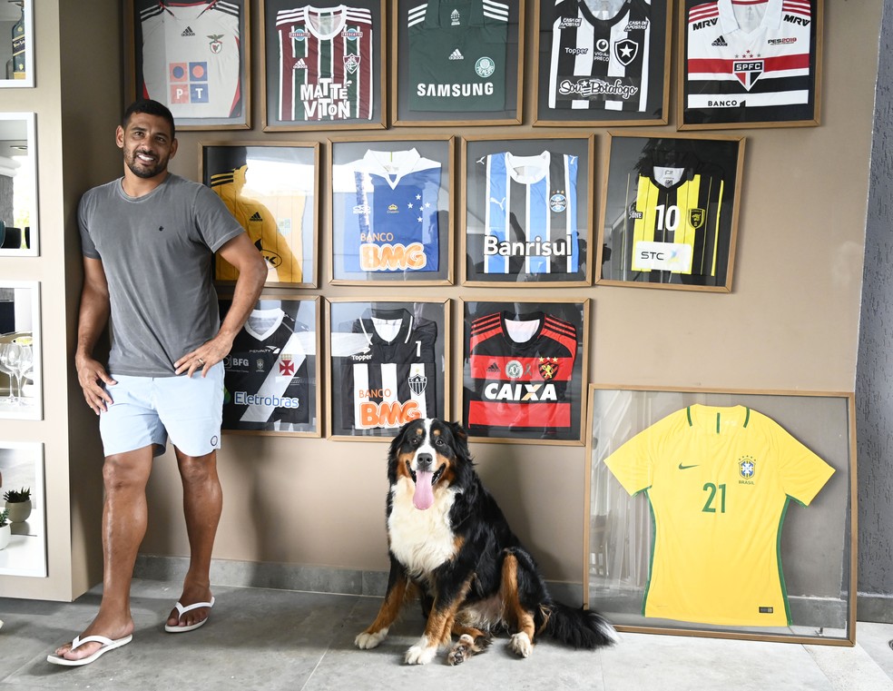 Diego Souza anuncia aposentadoria — Foto: André Durão / ge