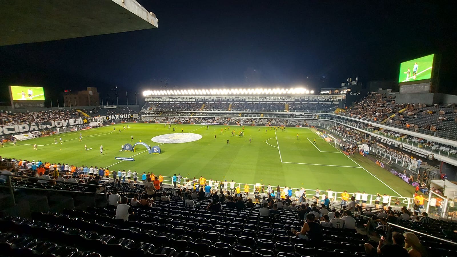 Santos vai enfrentar o Flamengo na Vila Belmiro