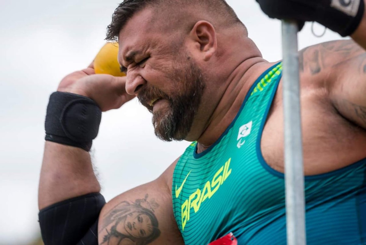André Rocha bate recorde mundial no arremesso do peso no Grand Prix de ...
