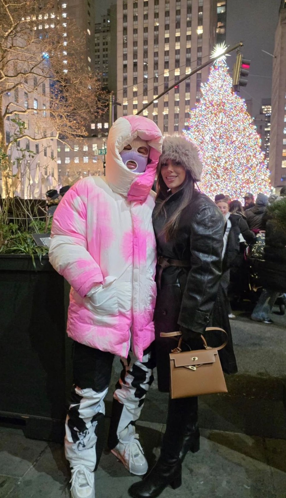 Neymar usa "disfarce" para passear nas ruas de Nova York — Foto: Reprodução