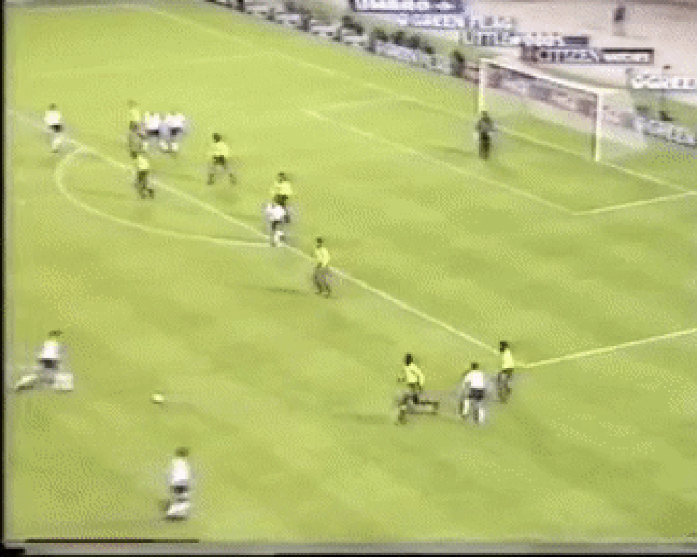 A famosa defesa escorpião de Higuita