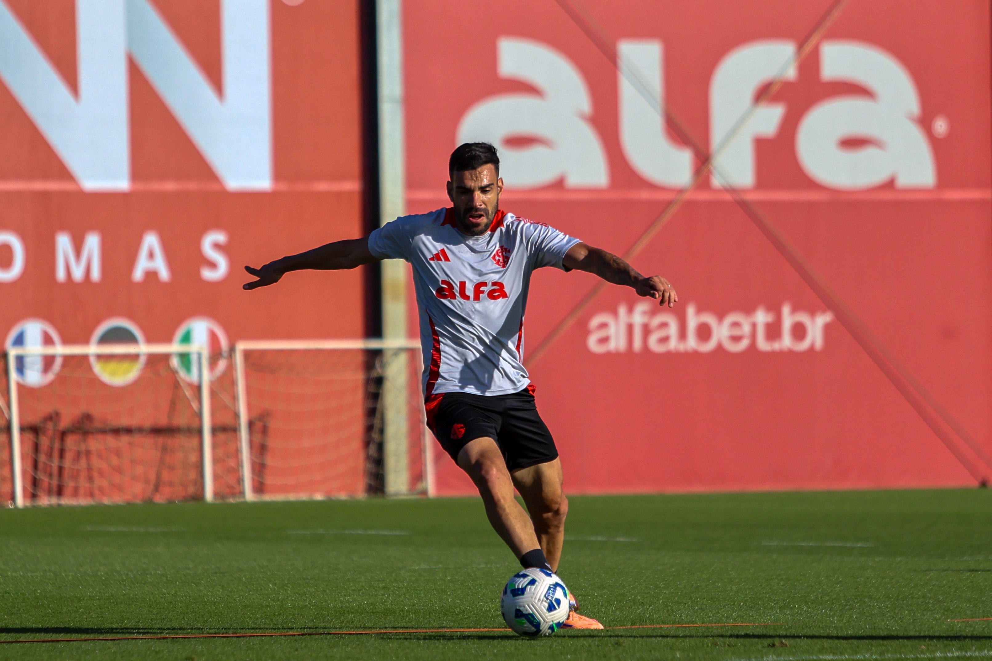 Inter renovará com Bruno Henrique; confira detalhes | Ge