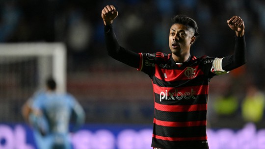 Análise: evitar blitz foi crucial para Flamengo espantar o fantasma da altitude e seguir na Libertadores
