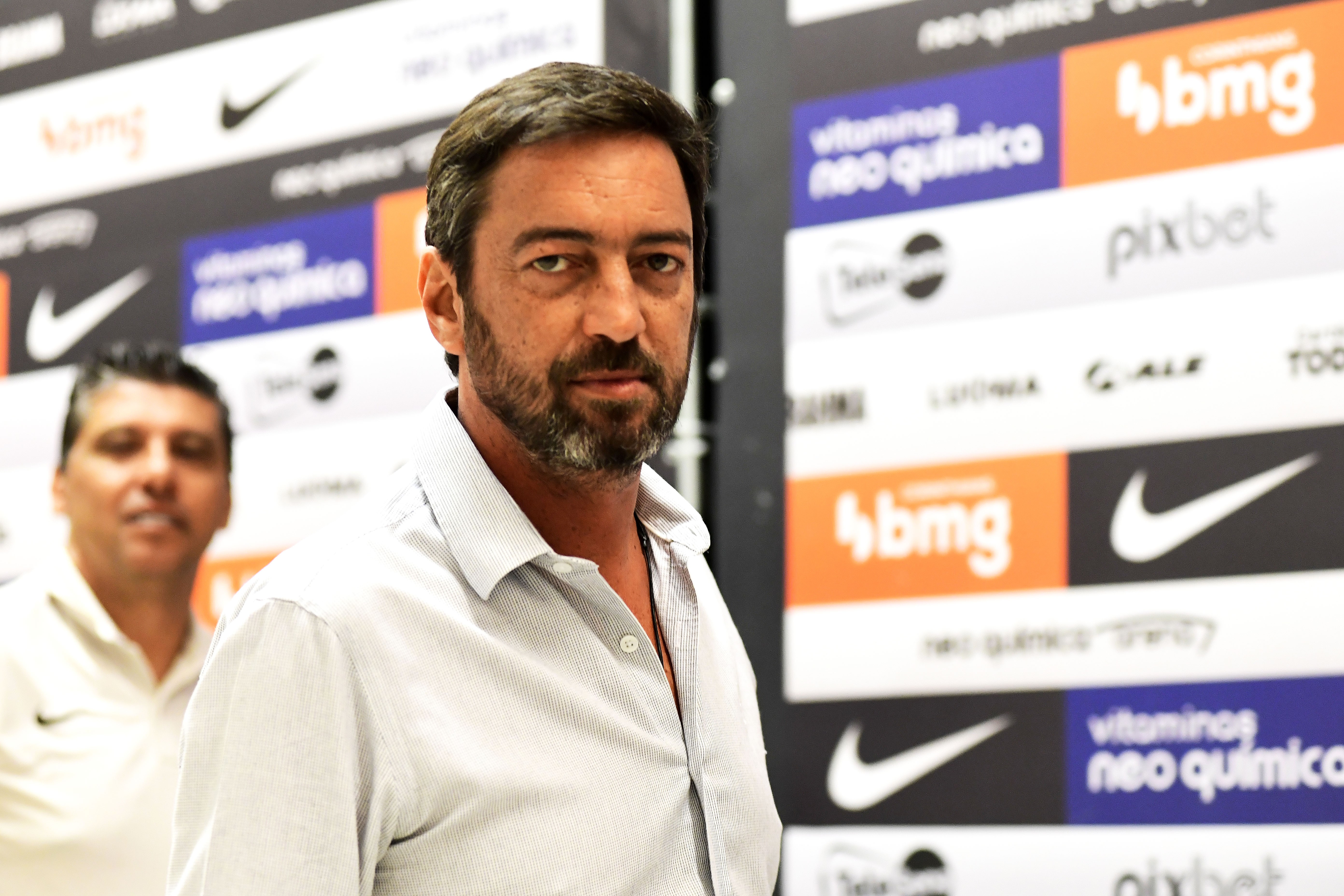 Duilio Monteiro Alves renuncia ao título de sócio do Corinthians