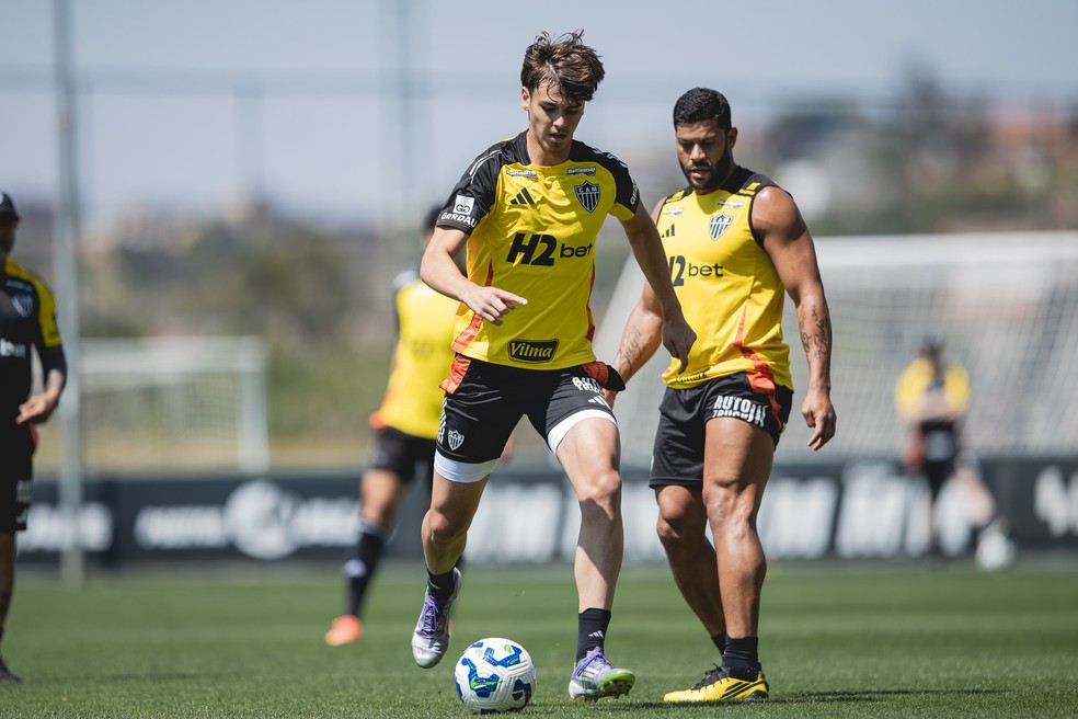 Vitão em treino do principal do Atlético — desenvolvimento do Atlético-MG