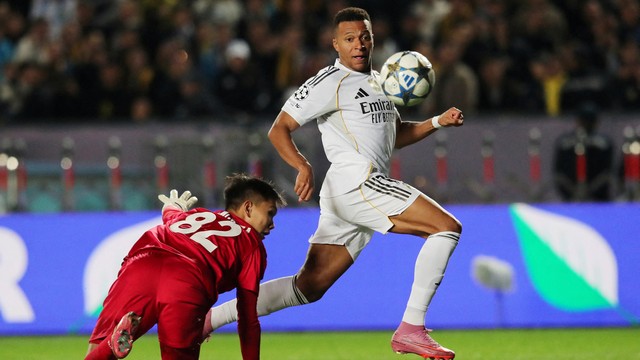 Mbapp&eacute; agora est&aacute; entre os seis maiores artilheiros da Champions League