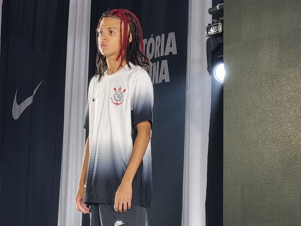 Nova camisa do Corinthians — Foto: Jose Edgar de Matos