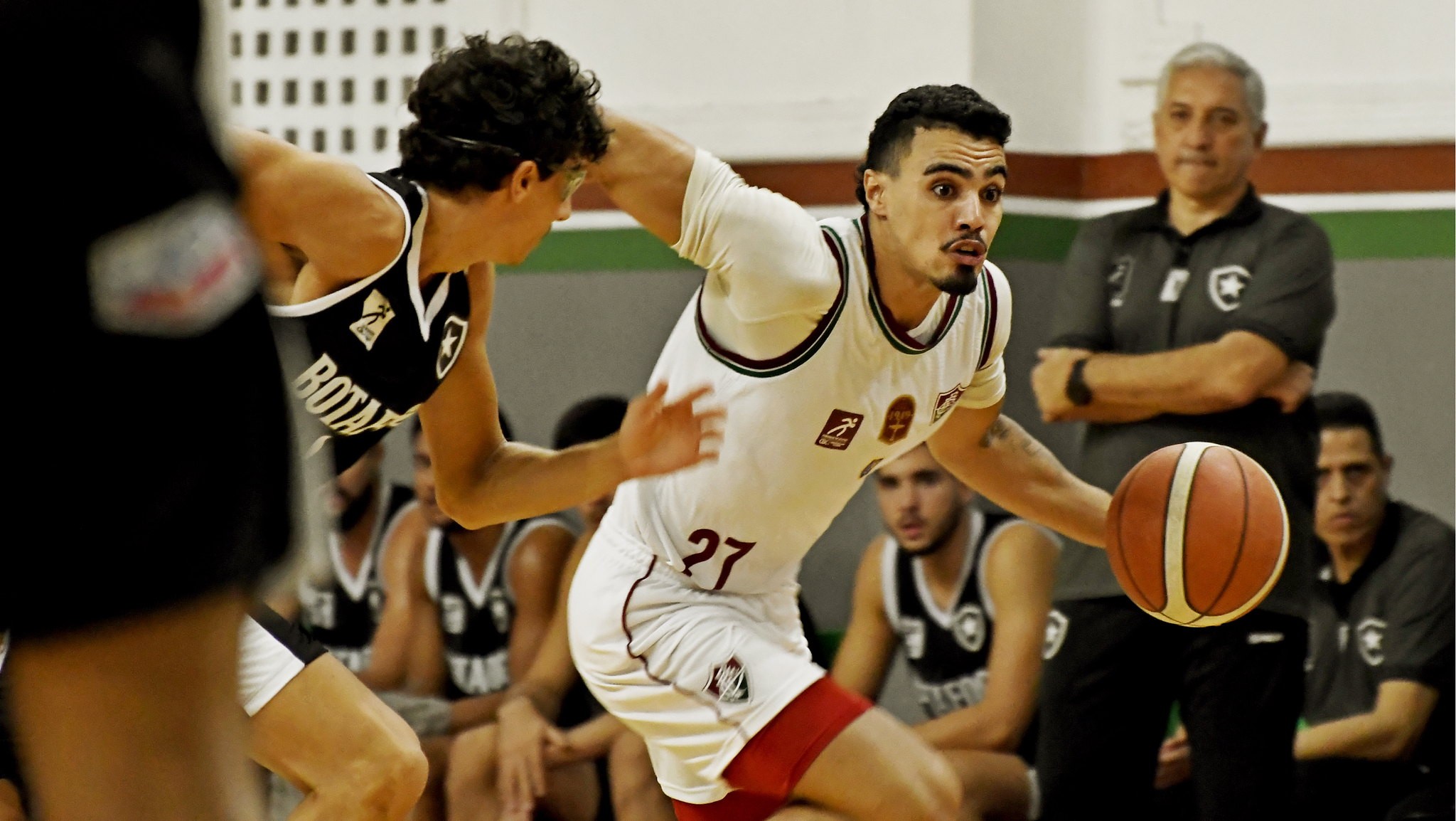 Fluminense derrota Botafogo e vai enfrentar Flamengo na final do Carioca de Basquete